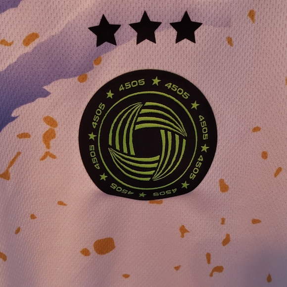 ASOS CURVE NEW SOCCER SHIRT - Picture 4 of 5